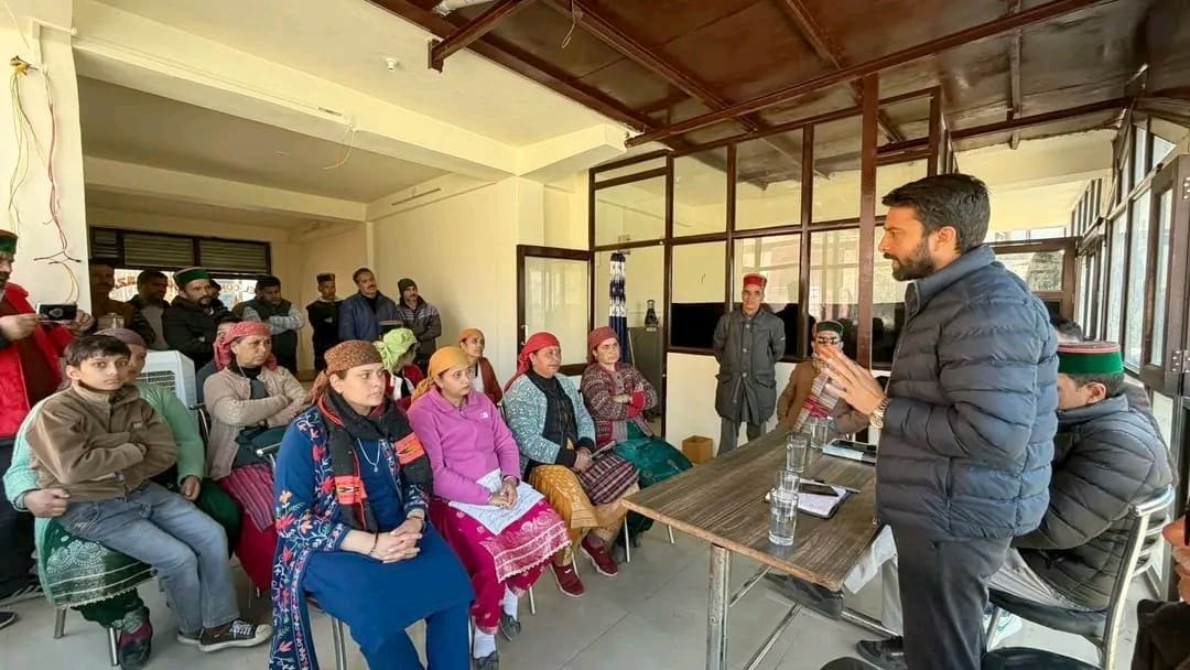 Bharatiya Janata Party Mandal Rampur held a meeting at Village Center Taklech