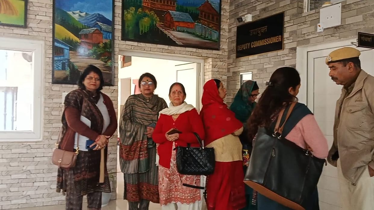 Deputy Commissioner gave instructions to Municipal Corporation for disposal of garbage