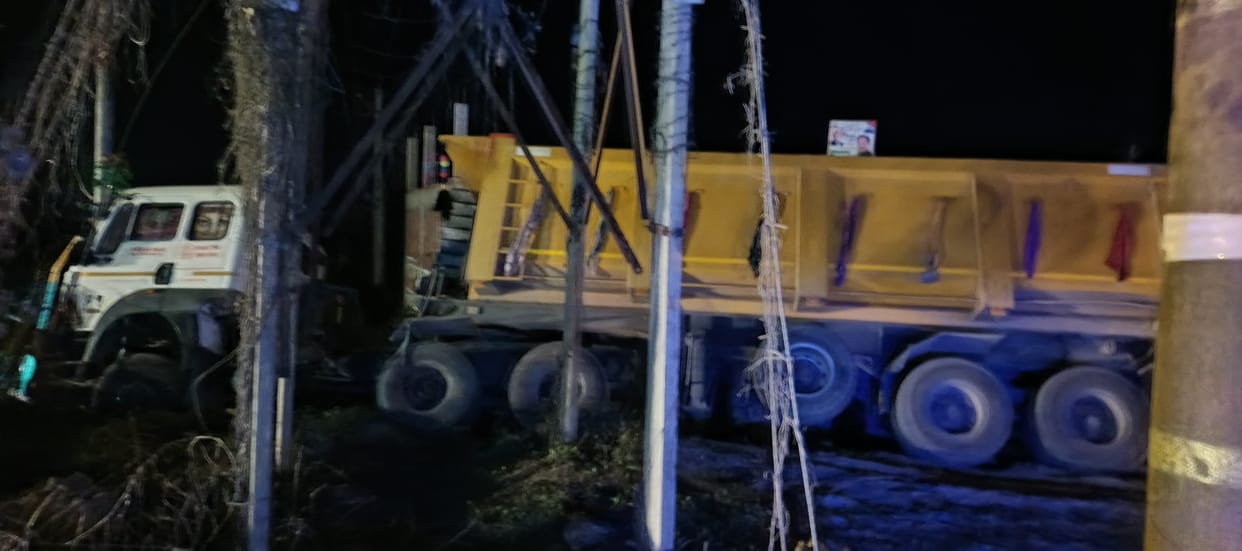 Uncontrolled truck hits electric pole, power supply to several villages disrupted