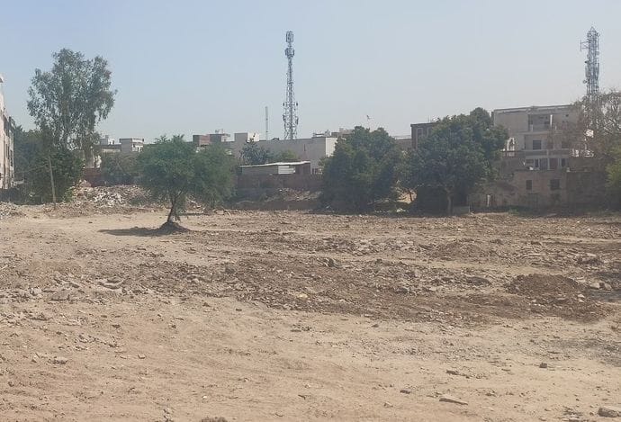 An auditorium, library, and recreation center will be built in the vacant space near the gurdwara.
