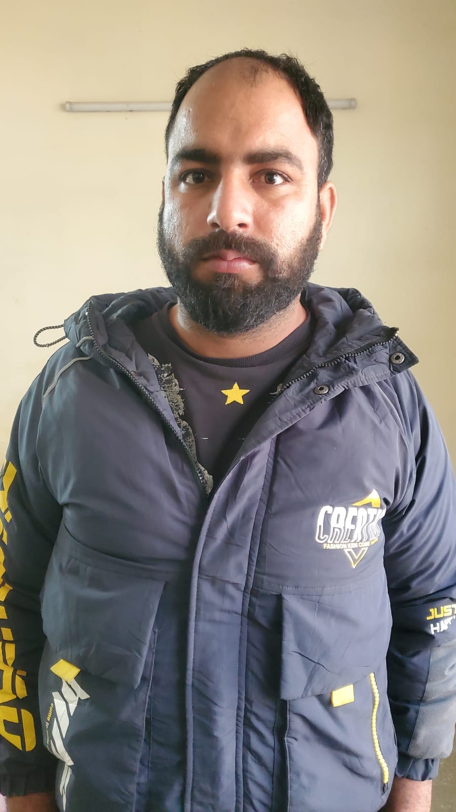 Accused arrested for cheating by luring profits in share market