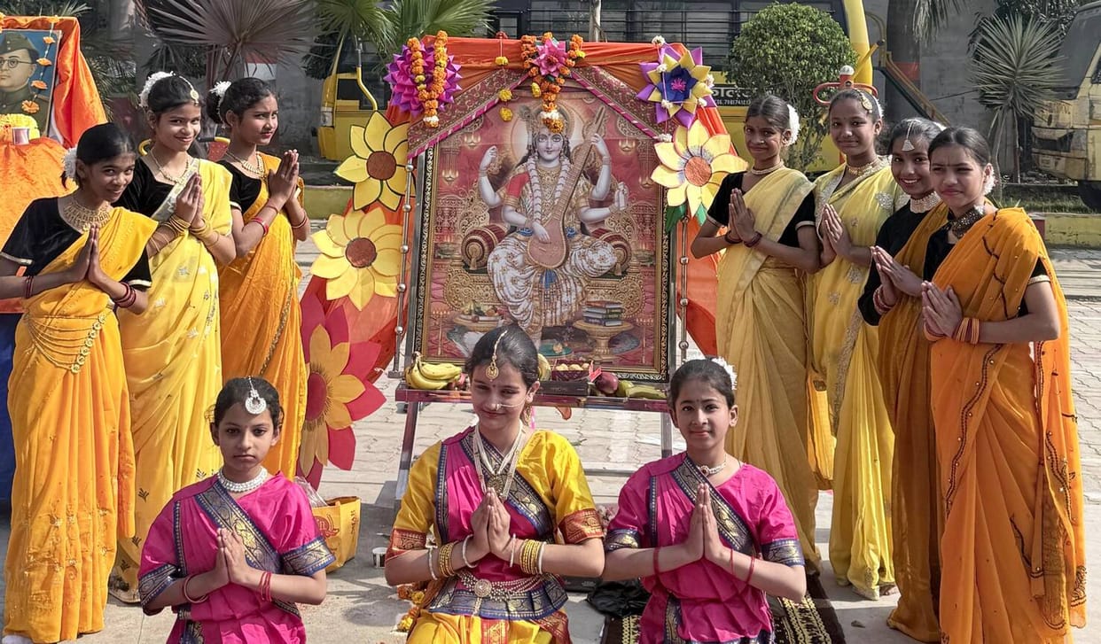 Veena Vadini was worshipped on Vasant Panchami