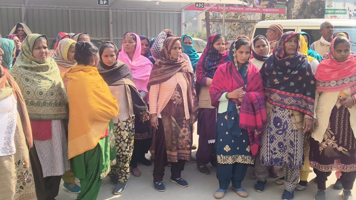 The family of painter Rajesh, who was murdered, met with the SP