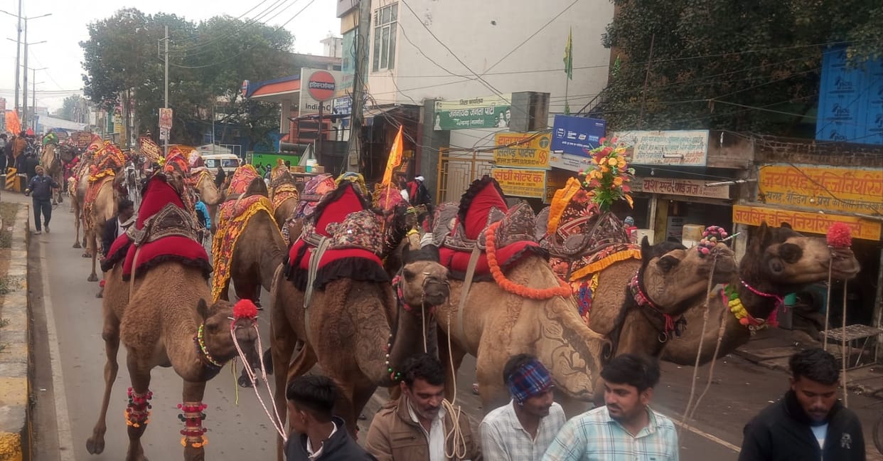 The procession showcased a magnificent blend of faith and Indian culture.