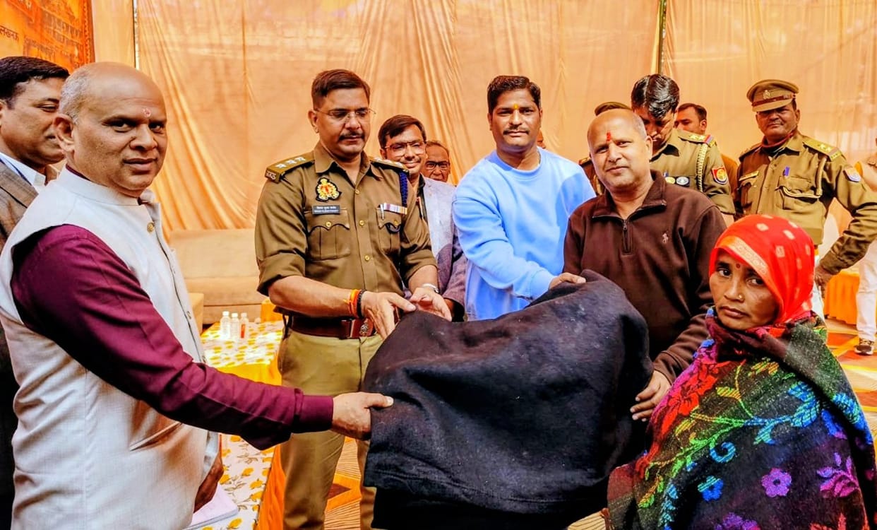 Bhandara organised on the anniversary of Pran Pratishtha