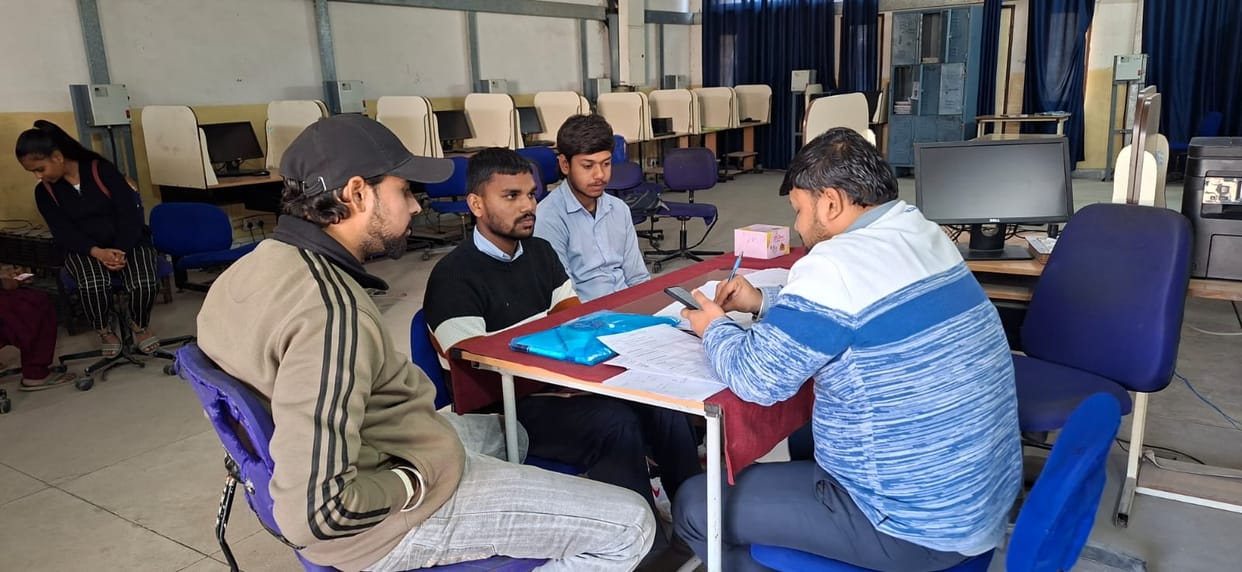 500 young people got jobs at the job fair