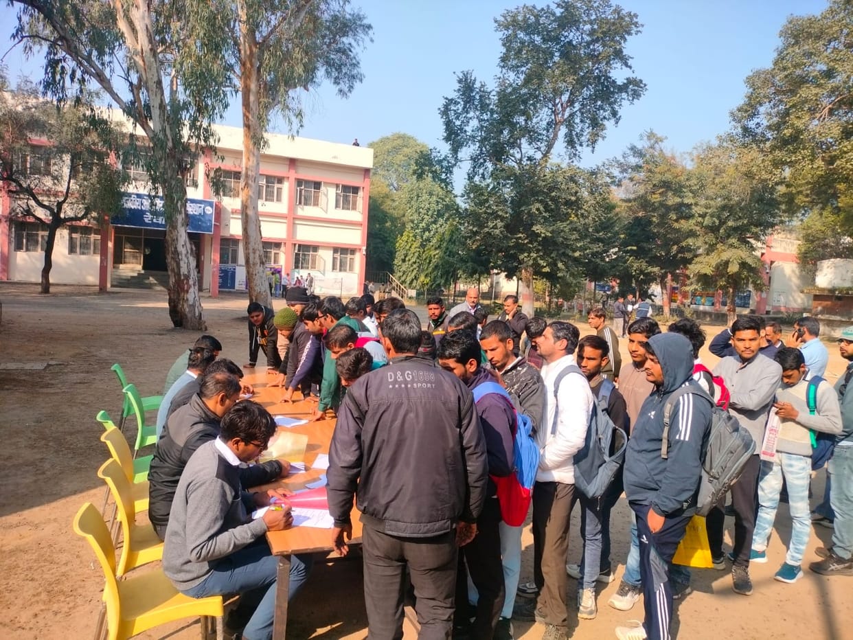 102 students got employment in the fair.