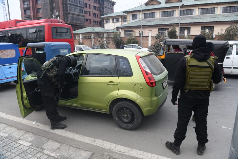 Srinagar, Republic Day function, Security Tight, Checking of Vehicles