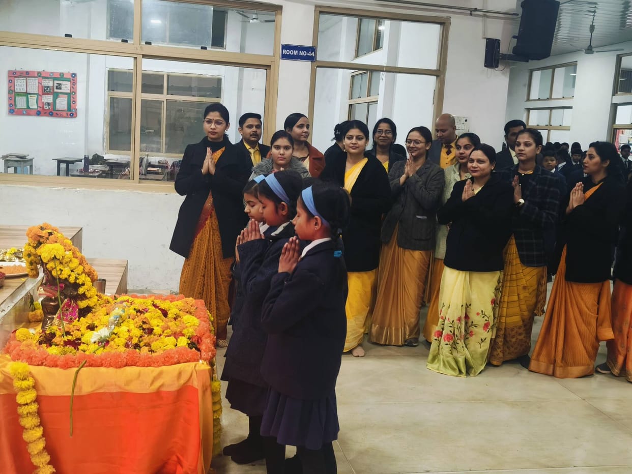 Vasant Panchami celebrated in all branches of Avadh Collegiate