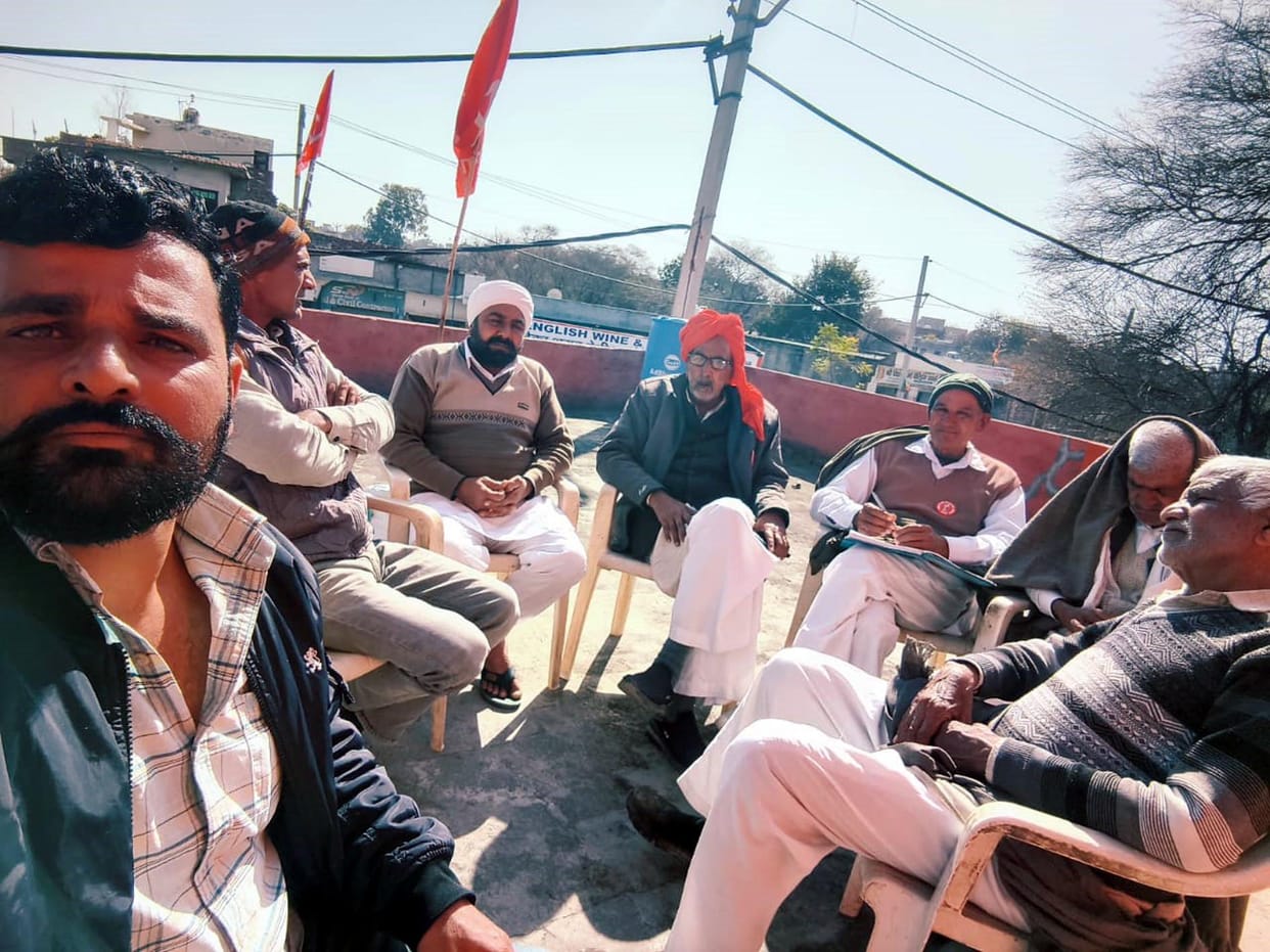 Tractor-bike march to be held tomorrow and copies of the Seed Bill will be burnt