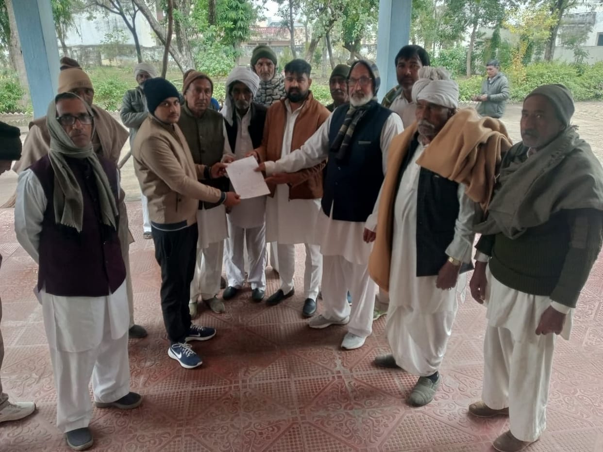 The elderly protested against the deduction of old age pension and submitted a memorandum to the SDO