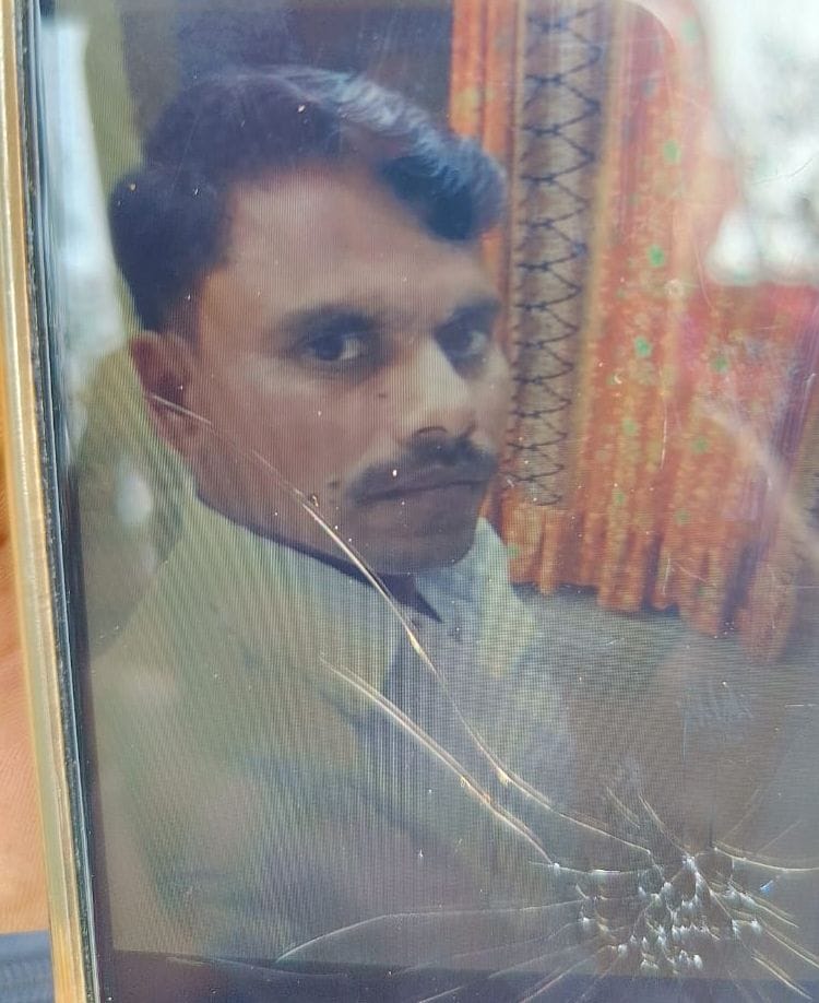 Groom's car overturns on highway while trying to save a bull, uncle dies