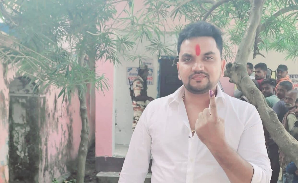 Vaishali FIR ordered against Bhojpuri singer Gunjan Singh court expresses serious objection over video content
