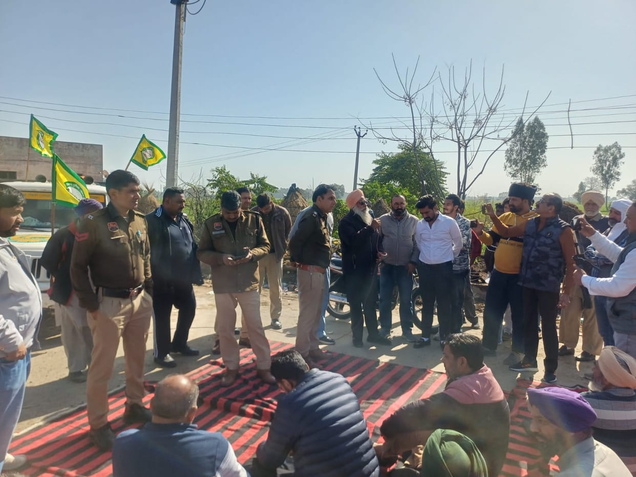 People stopped the construction of the overbridge due to lack of temporary arrangements