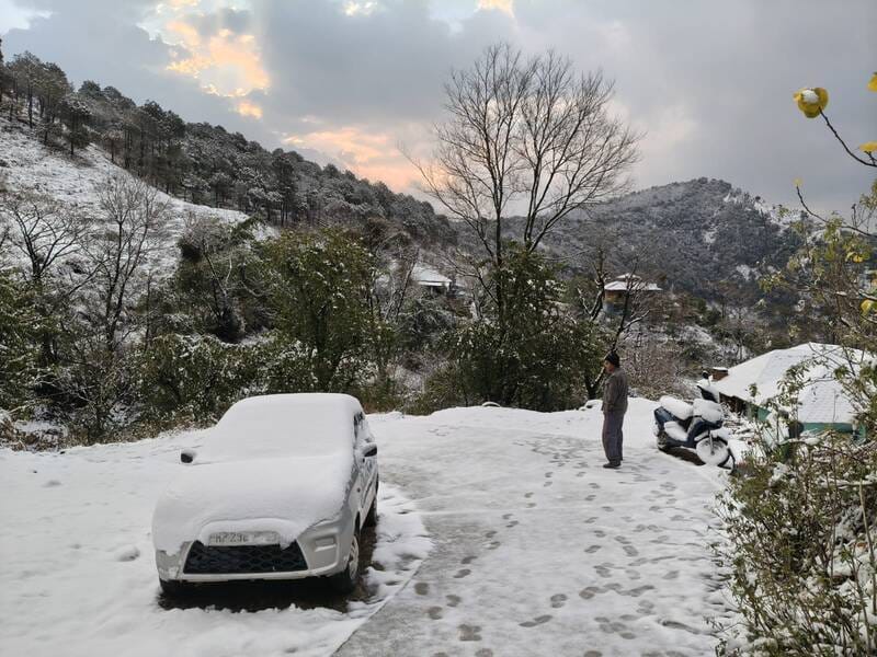 Snowfall in the upper reaches of Ladbhadol after a decade and a half