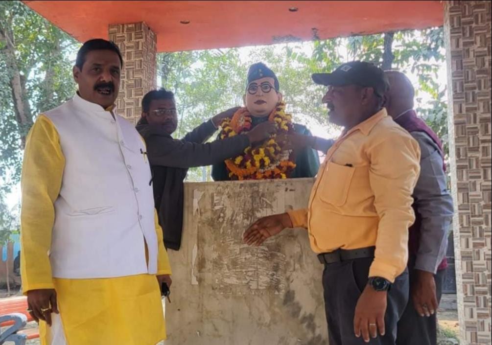 Netaji sacrificed his life for the freedom of the country.