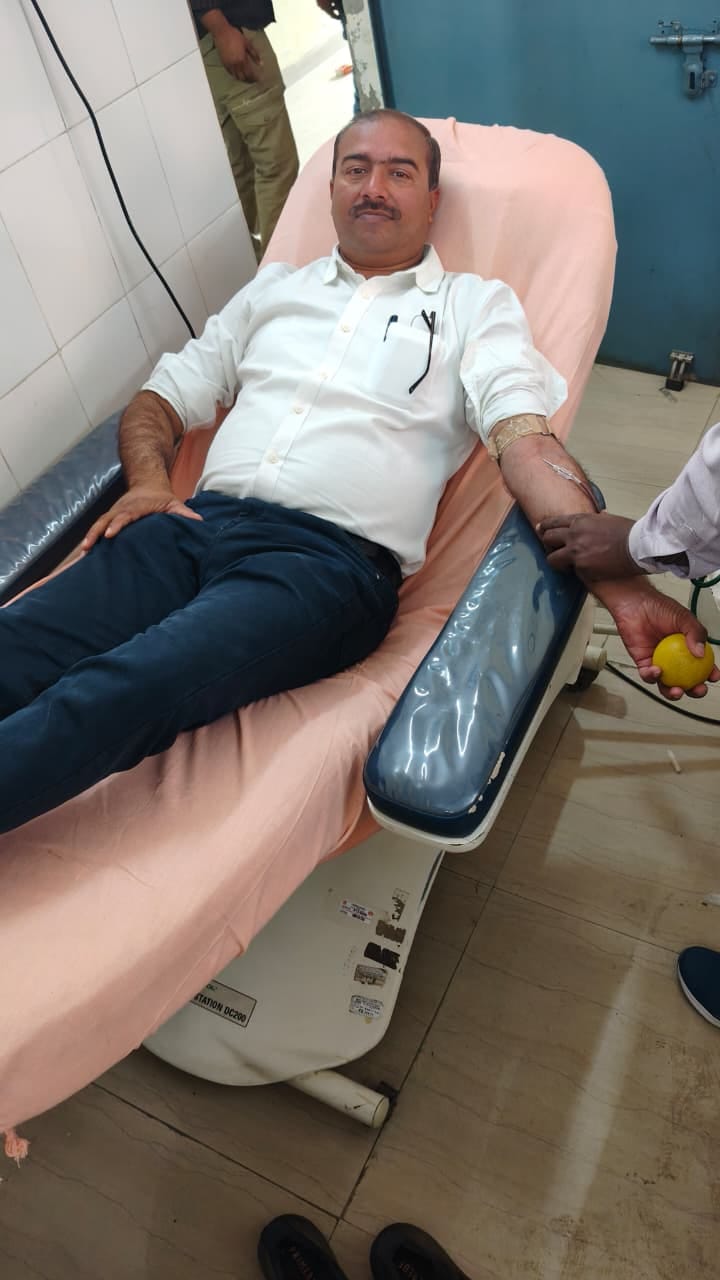 Council teachers donated blood on Parakram Diwas