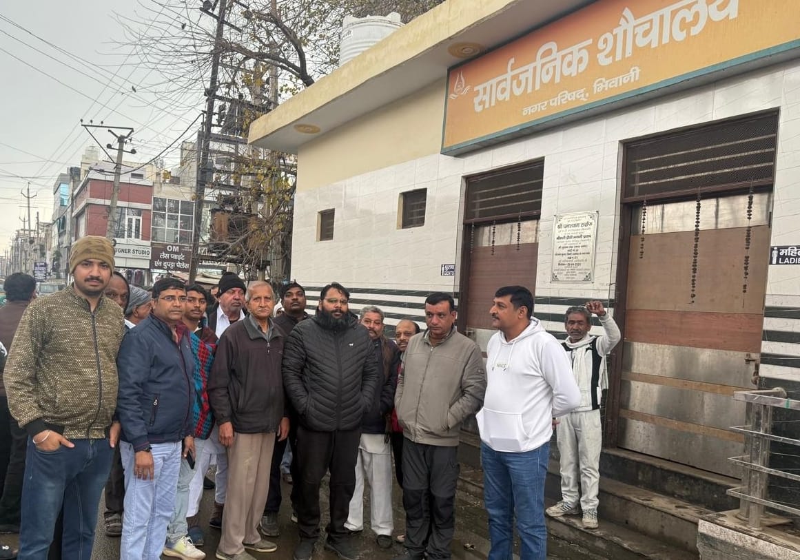 Contractors will be punished if negligence is found in the cleanliness of public toilets.