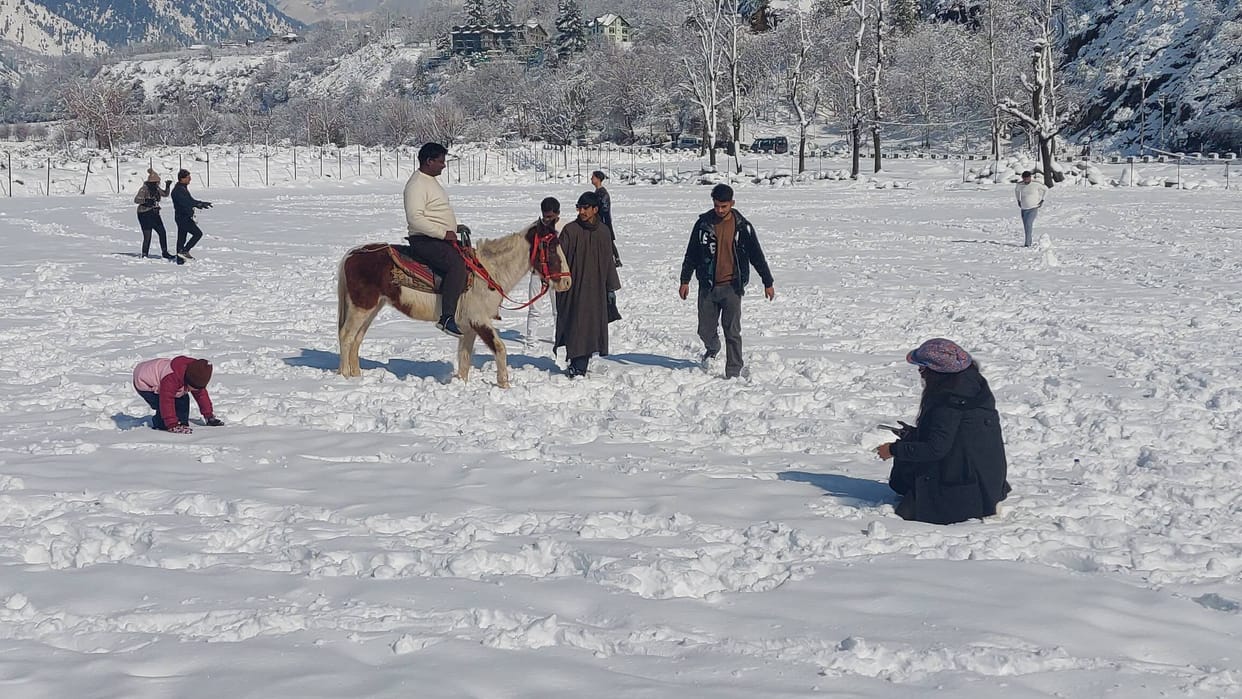 14 more tourist spots closed after the Pahalgam terror attack reopened LG Sinha issues order in Jammu