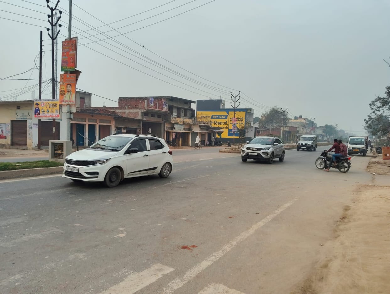 17 illegal cuts in 20 km on Mau-Azamgarh road, five in 50 meters