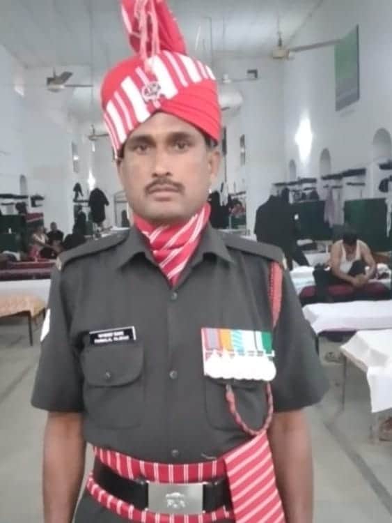 भांवरकोल की खबर में----मृतक सेना जवान पन्नालाल राजभर की फाइल फोटो। स्रोत- परिजन