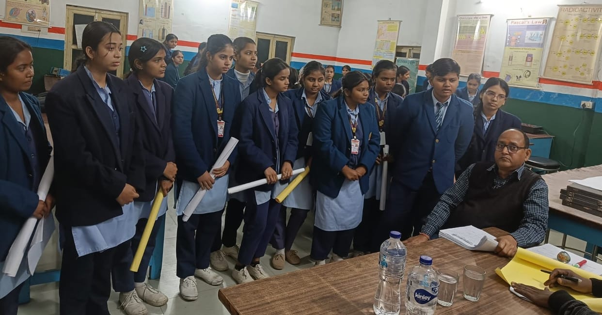 1,245 students participated in the experimental exam