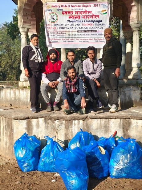 Rotary Club Narnaul Royals conducted a cleanliness drive.