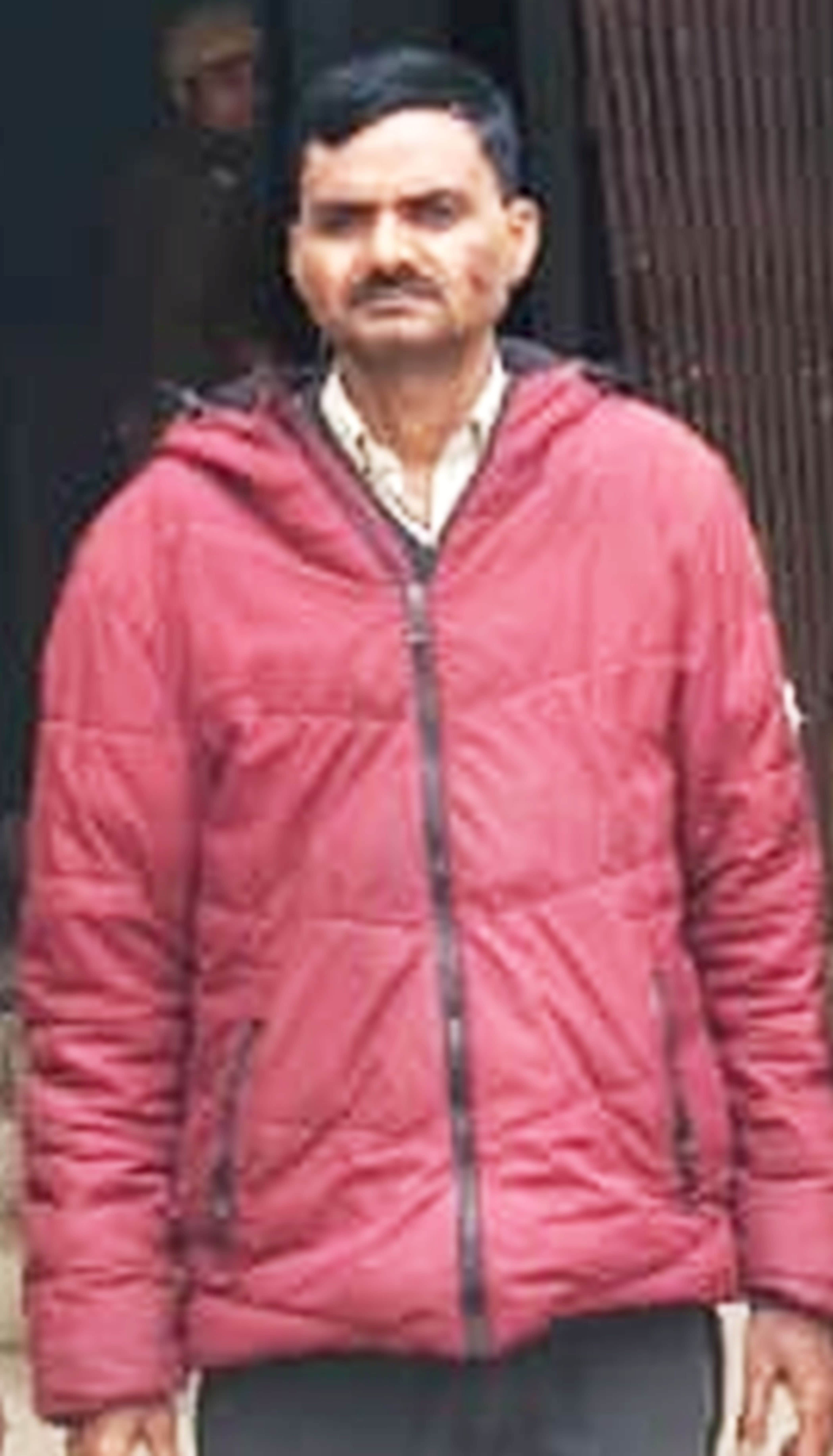 फोटो-11-पुलिस के हत्थे चढ़ा राजकुमार उर्फ राजू साहू। स्रोत पुलिस