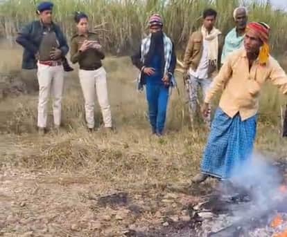 Bettiah bihar news Police recovered half burnt body, suspicion of murder today news police investigation