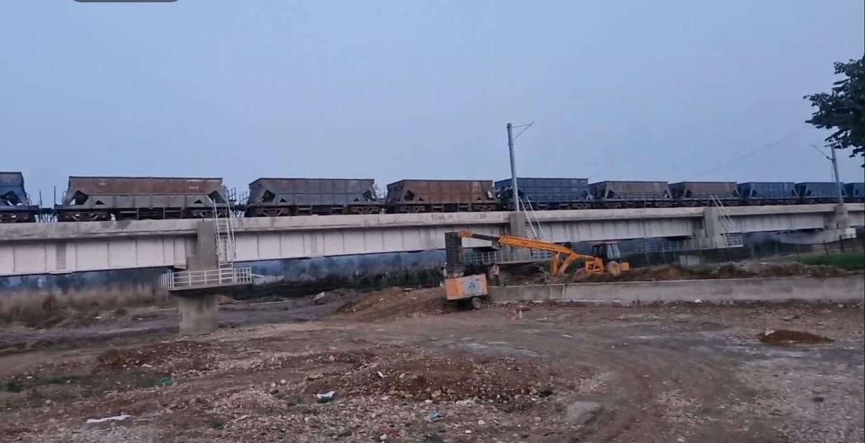 After the engine trial, a goods train also ran on the Daulatpur Chowk-Kartoli railway line.