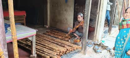 Muratganj's blackjack business is breathing its last.