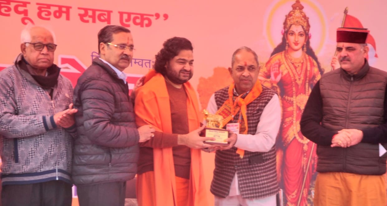Hindutva is being resounded across the world: Acharya Dipankar