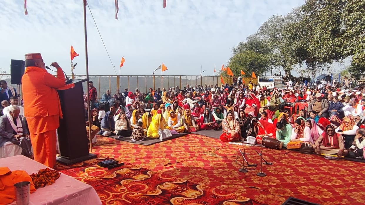 Youth should be active in social service: Rajendra Giri