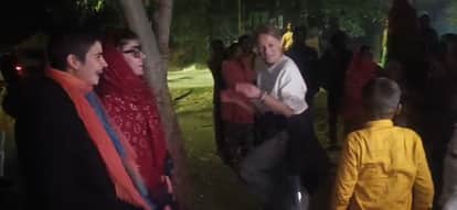 Bhojpur News: Spanish guest dances at Saraswati Puja pandal, Ara immersed in Bhojpuri devotion