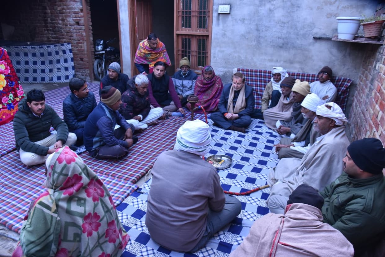Dr. Arvind Sharma met with the family of martyr Mohit.