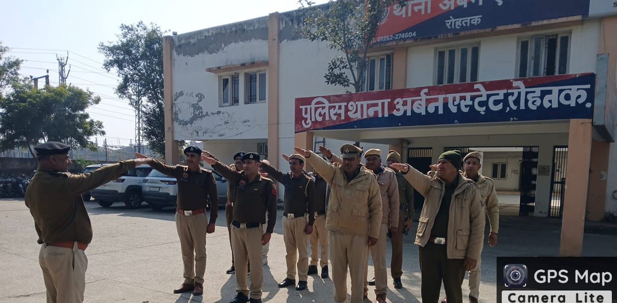 Police officers were administered an oath on National Voters' Day.