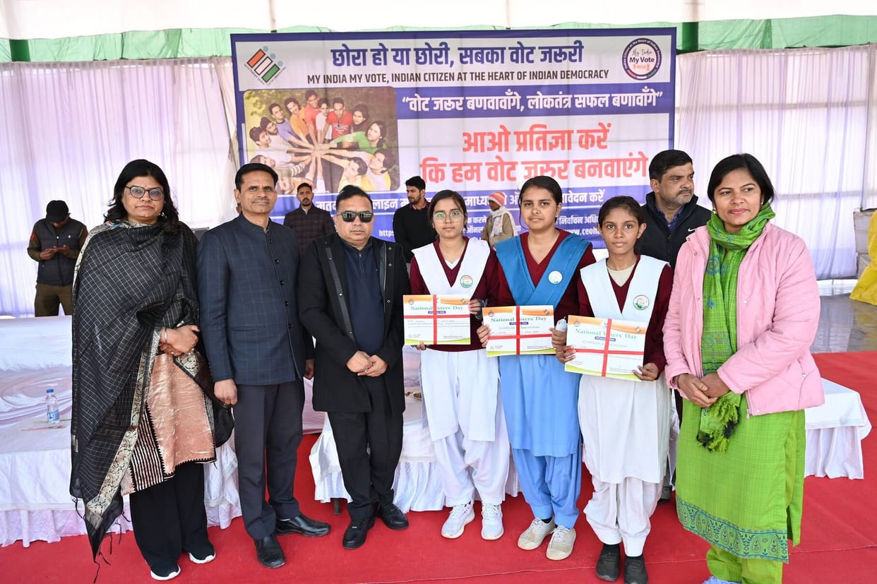 Voters took the oath to vote on National Voters' Day