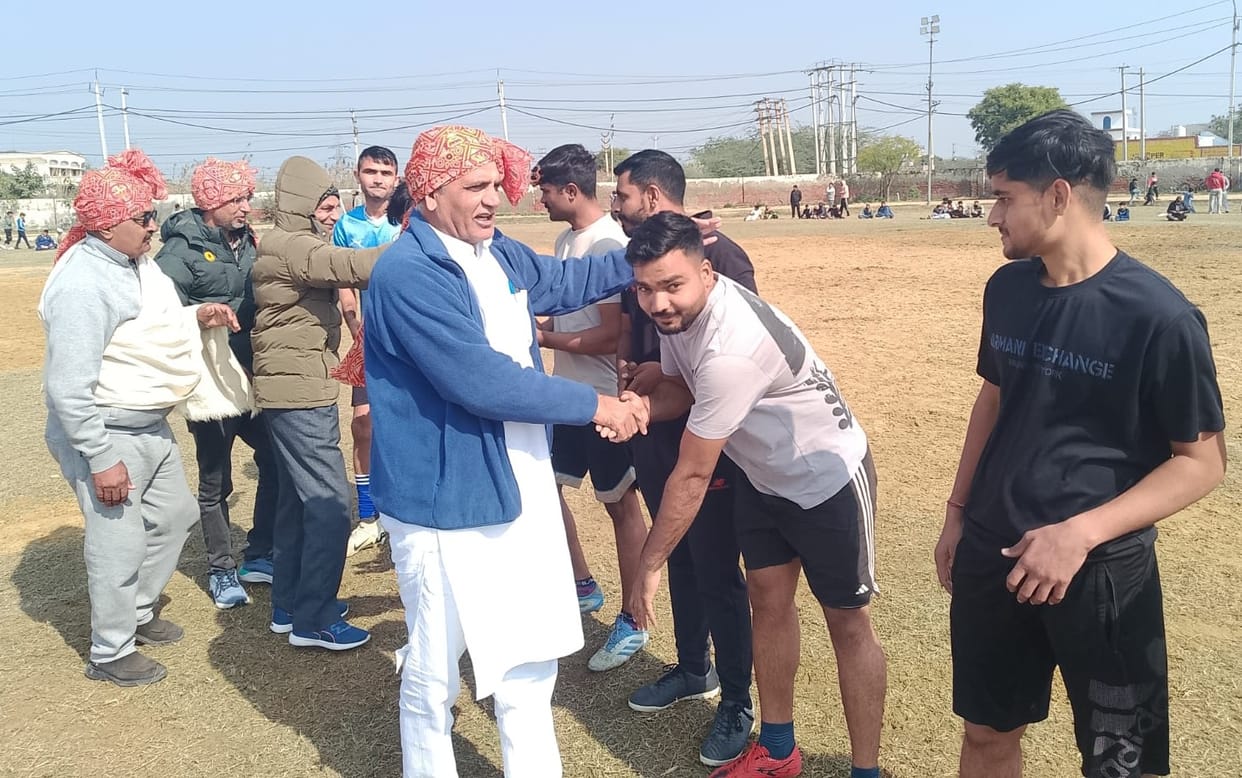 In the football competition, Bhaprauda defeated the Lowa team by a score of 2-1.
