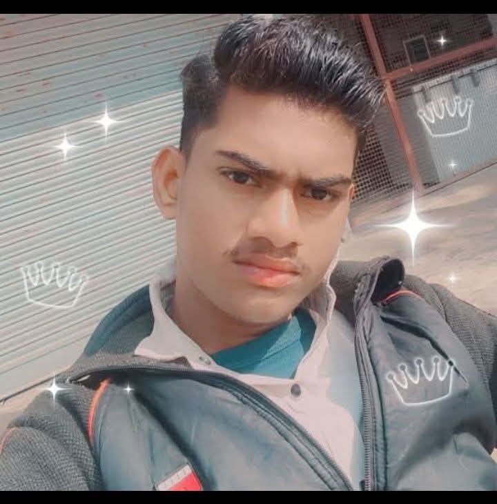 A young man died in an accident, and his father suffered a heart attack due to the shock.