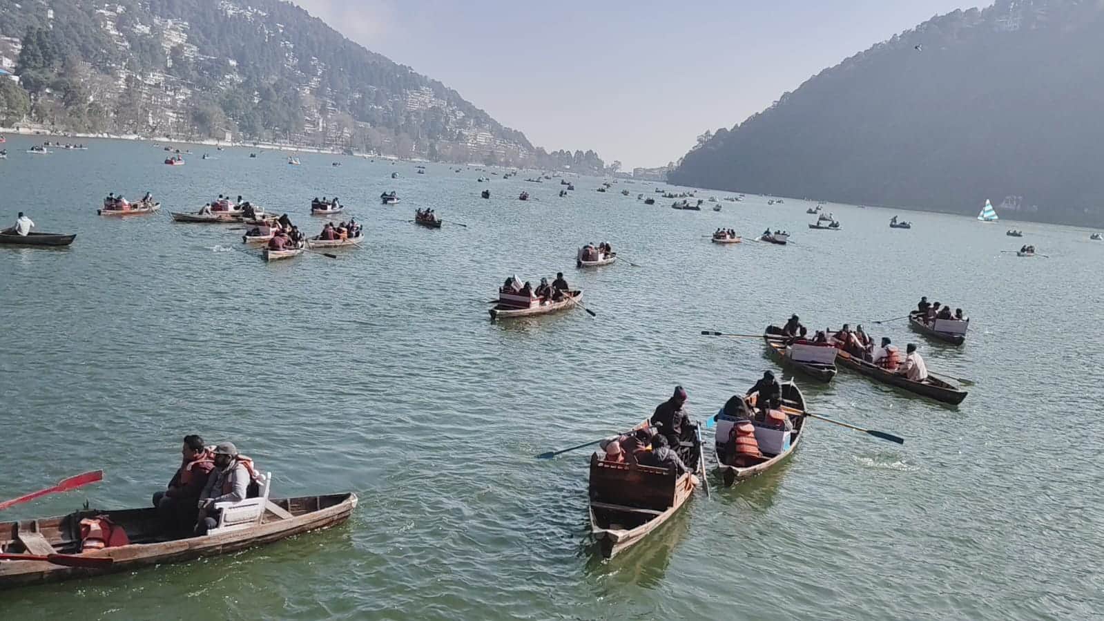 places to visit under 5000 rupees in india with friends or family