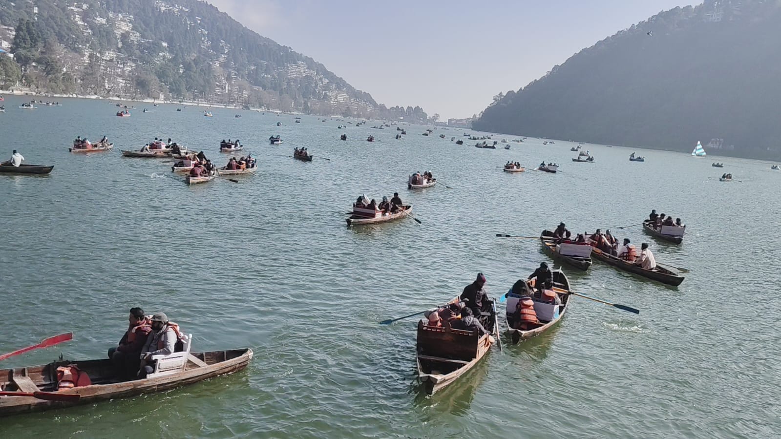 places to visit under 5000 rupees in india with friends or family