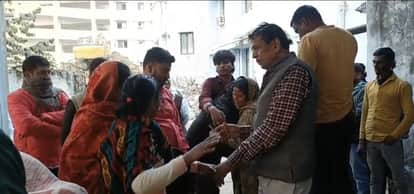 Vaishali Govt School Teacher Murder or Suicide Body found hanging from thin rope near stairs with twisted leg