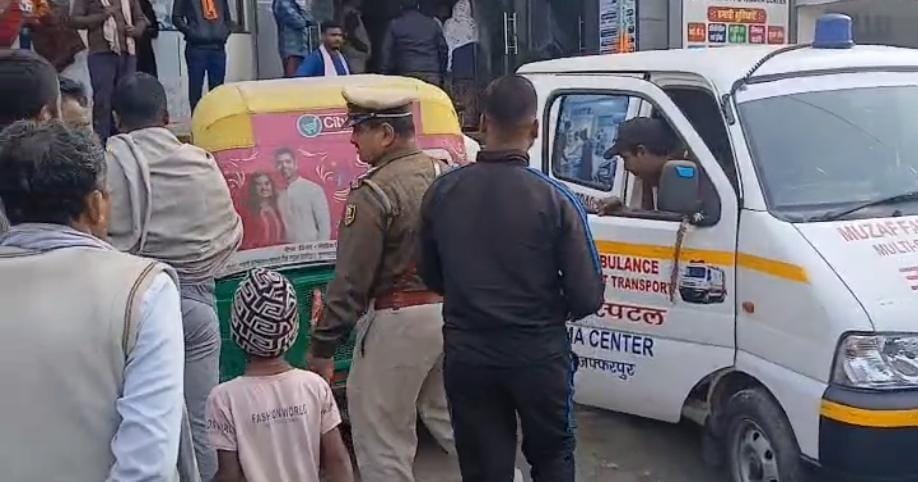 Muzaffarpur News: Terrible road accident on NH-28 truck runs over father and daughter on motorcycle, both died