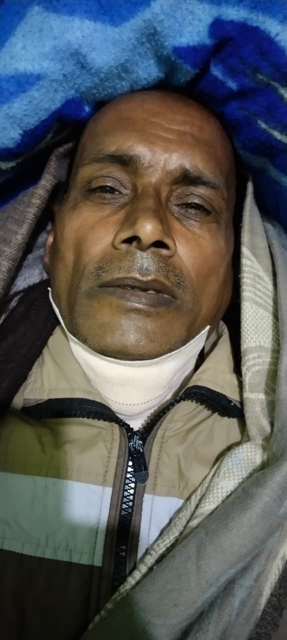 Farmer's neck slit by Chinese thread, 32 stitches required