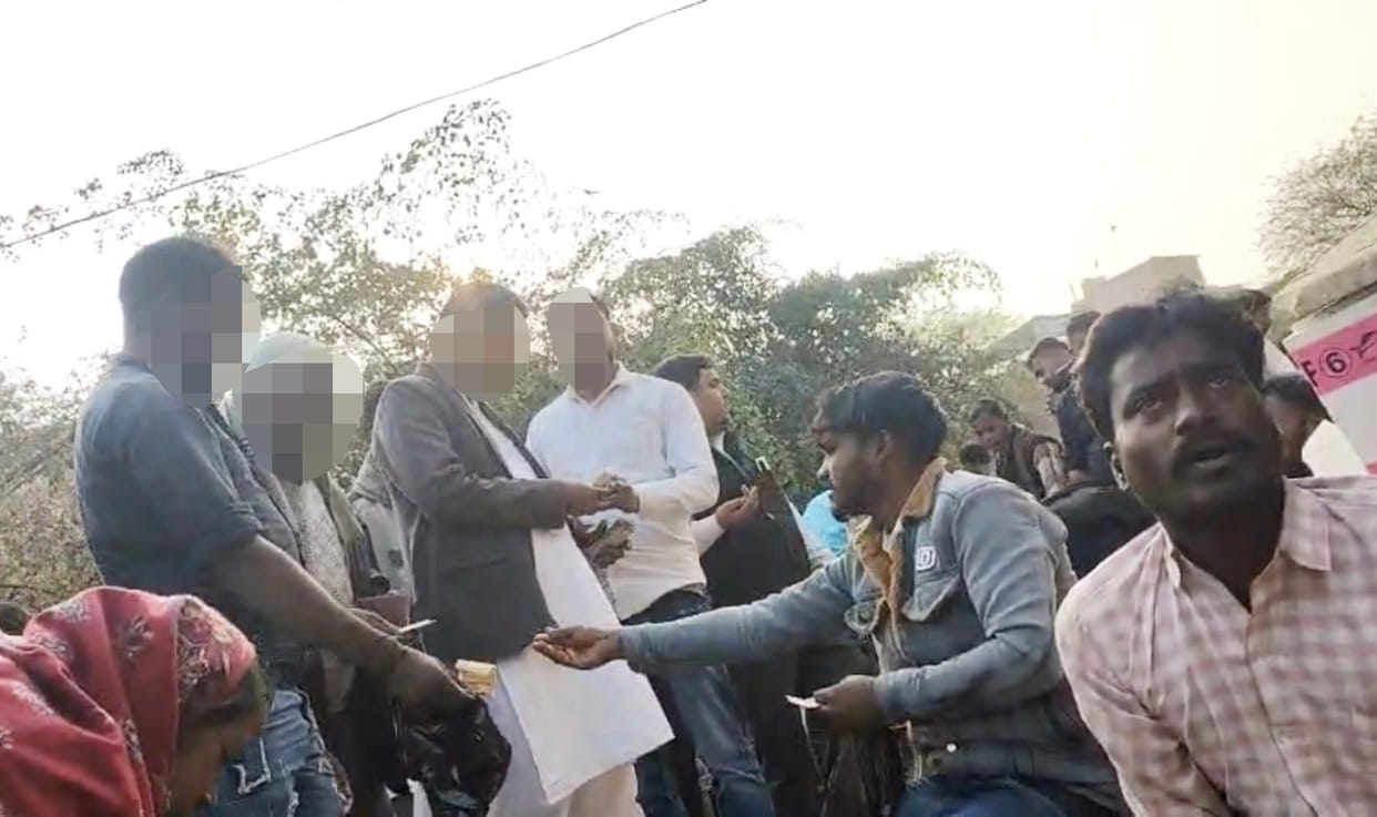 Video of recovery in weekly market goes viral