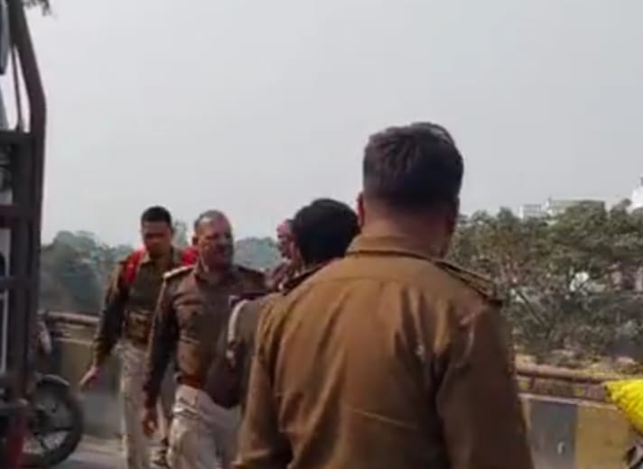 In Patna's Bihta, a sand mafia attempted to crush a DSP, crushed a biker, and fled.