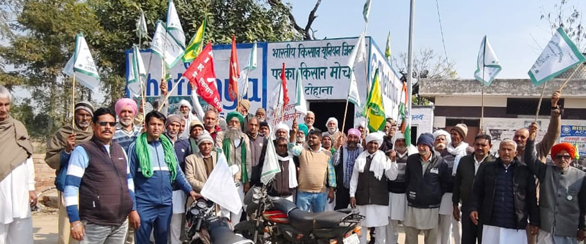 Farmers took out a bike march on Save the Constitution Day