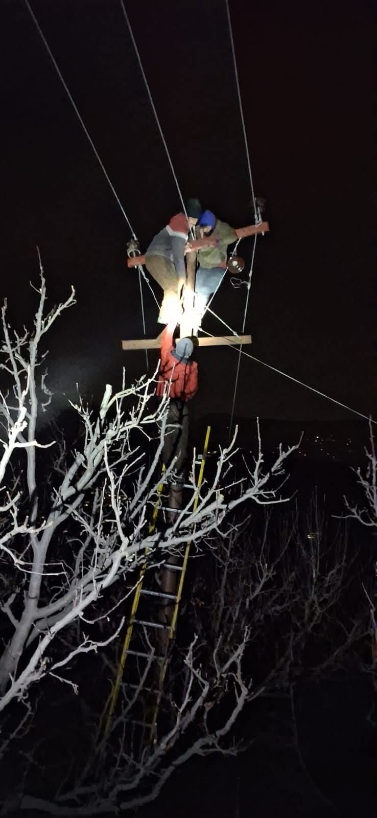 Snowfall resumes in Chaupal, electricity yet to be restored in many villages