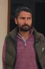 फोटो 27सीकेटीपी 14 पुलिस की गिरफ्त में बिचौलिया देव कुमार। संवाद