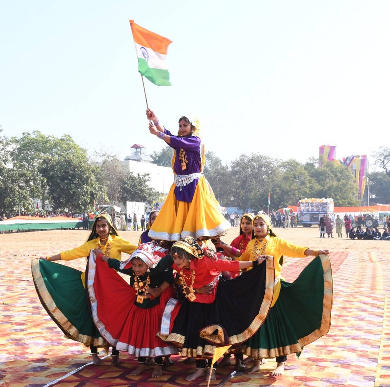 MLA Om Prakash Yadav hoisted the tricolor and took the salute of the march past in Mahendragarh.